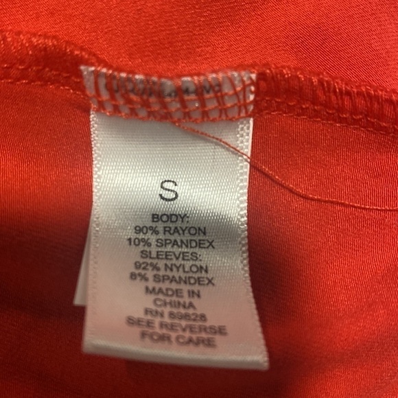 LOGO Rayon 230 Top with Mesh Sleeves - Picture 7 of 11